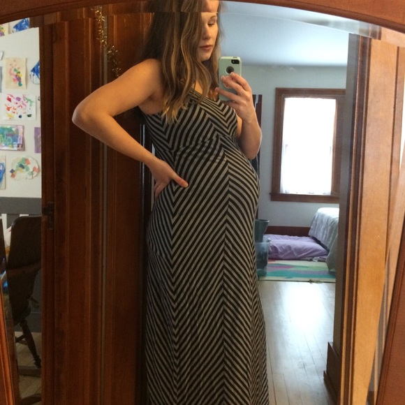 Spaghetti Strap Maxi Dress (maternity) - Picture 6 of 6